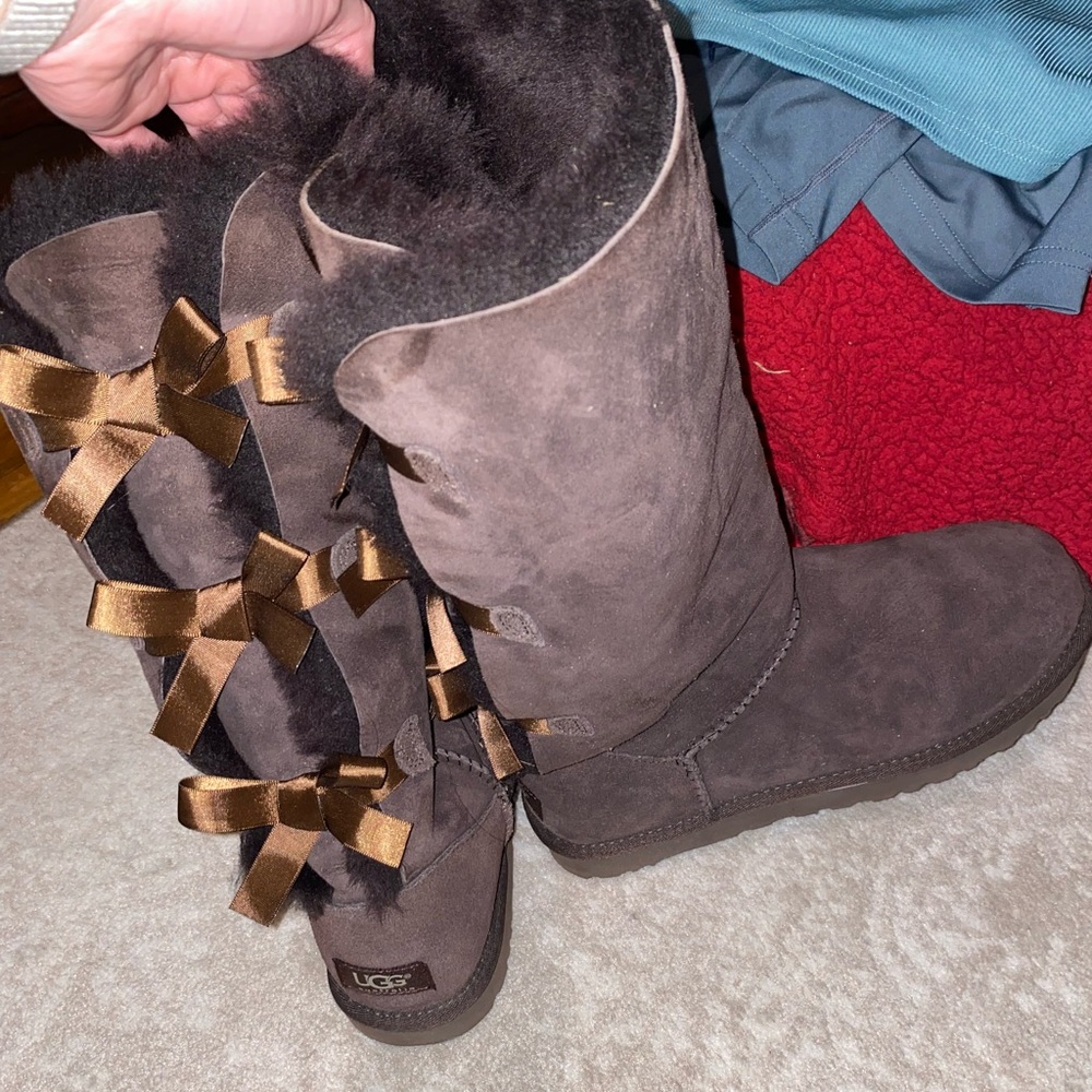 UGG boots. Excellent condition. Only worn a few times.